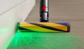 Чистящая насадка Fluffy Optic освещает пыль